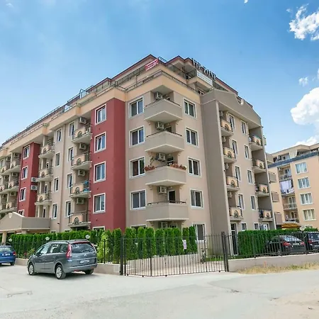 Furnished 1bdr With Pool View Uq Апартамент Слънчев бряг