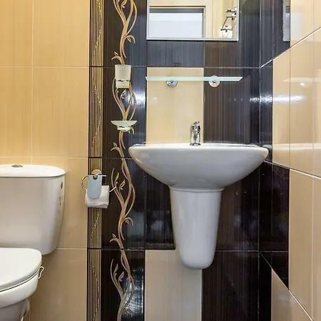 Furnished 1bdr With Pool View Uq Слънчев бряг